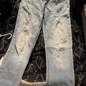 Aeropostale Women's Light Blue Distressed Straight Leg Jeans